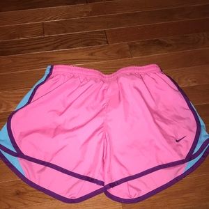 Girls Nike Tempo Shorts